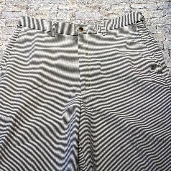 Haggar Other - Sz 34 Men's haggar seersucker casual shorts